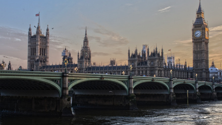 architecture-big-ben-bridge-258117.jpeg