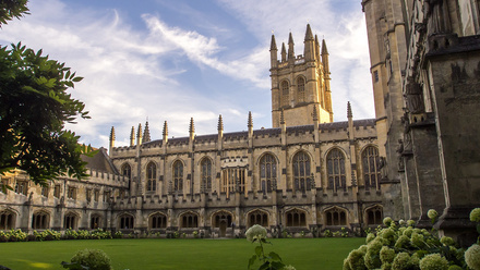 Magdalen College, Oxford.jpg